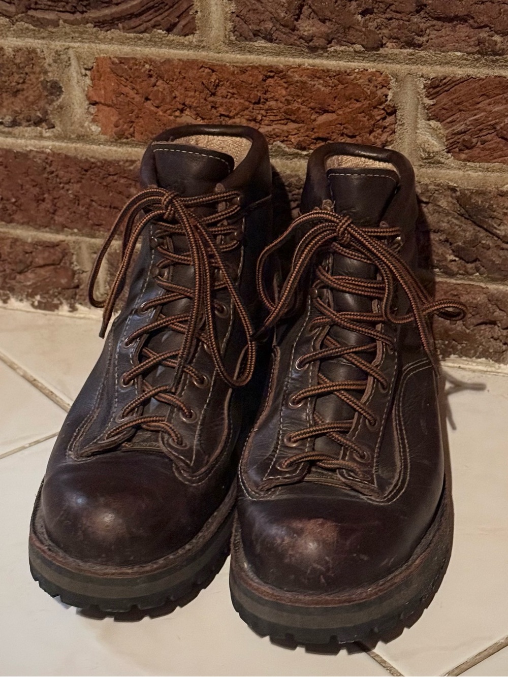 Danner Explorer Men’s 9.5D Leather Hiking Boots